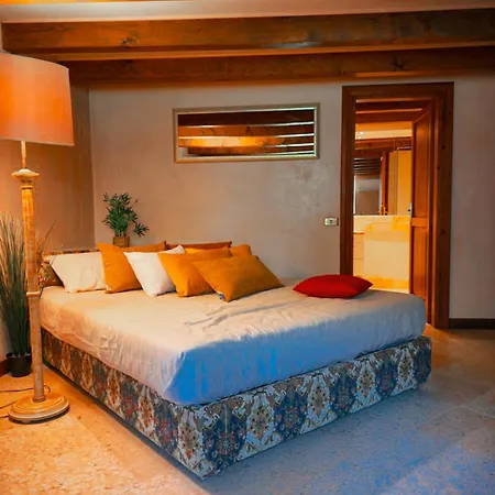 Ponte Pietra Private Garden Free Parking Appartamento *